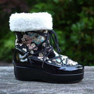 Barclay Japonica Kimono Print Platform Boots